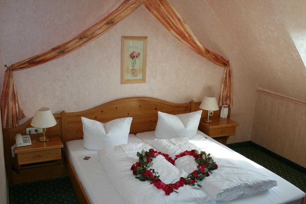 Hotel Seewisch Flessenow Bagian luar foto