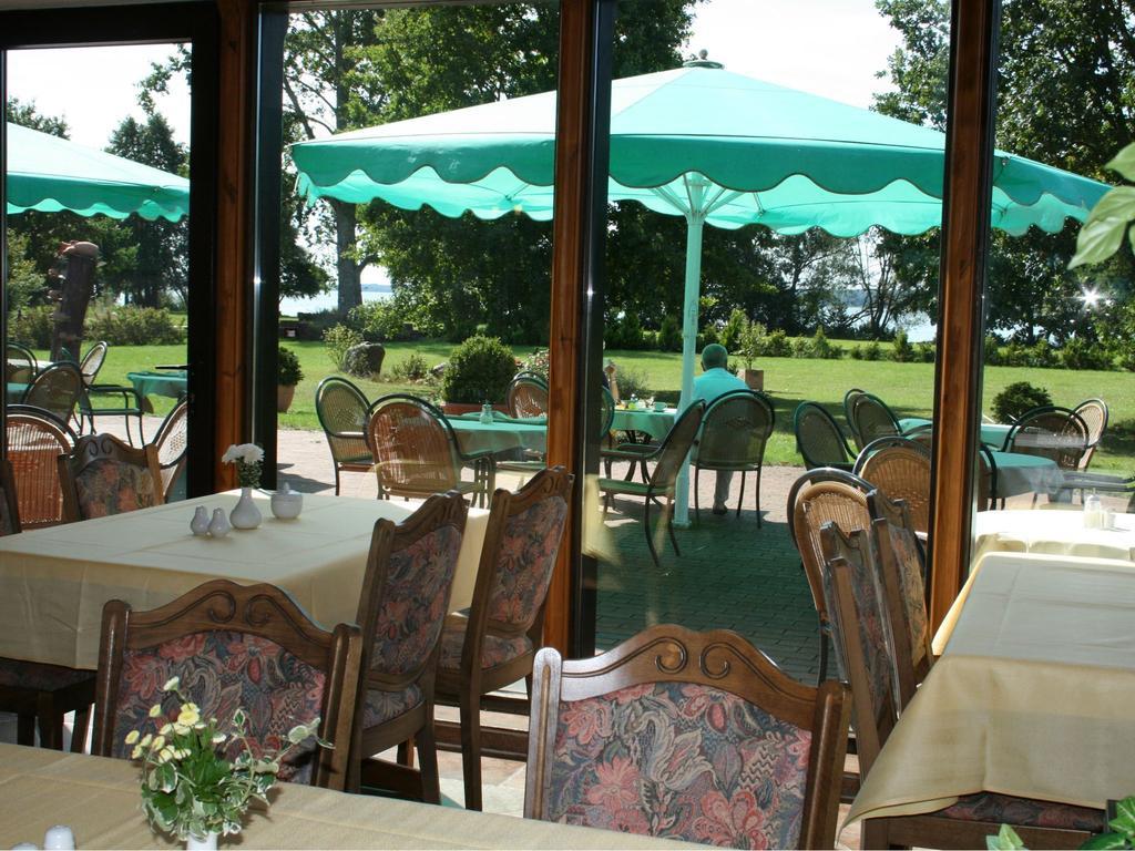Hotel Seewisch Flessenow Bagian luar foto