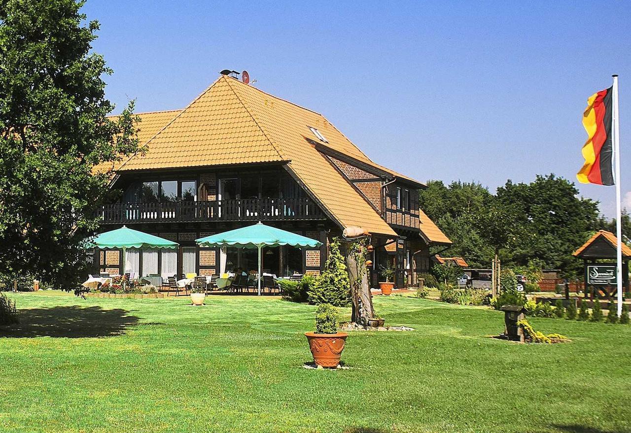 Hotel Seewisch Flessenow Bagian luar foto